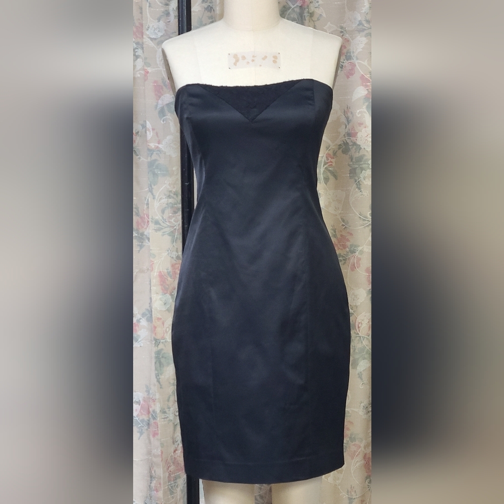 Bebe  strapless dress